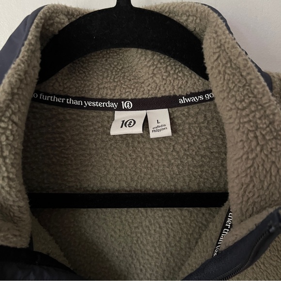 Green Half Zip Fleece - Picture 4 of 7